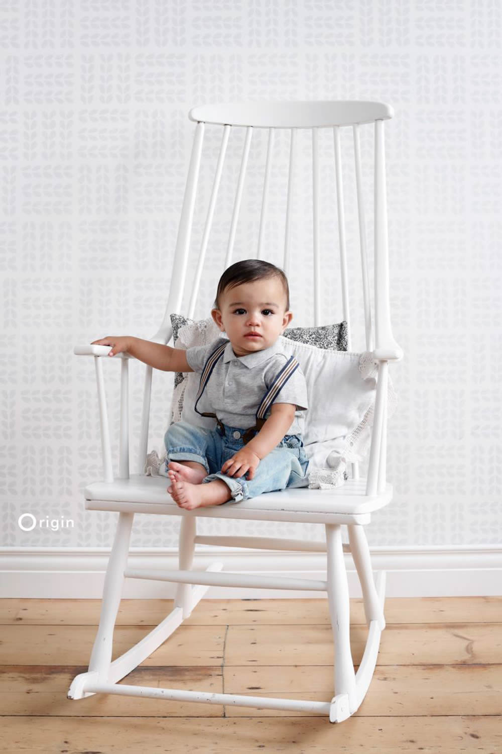 Vliestapete Blätter Warmes Hell-Grau