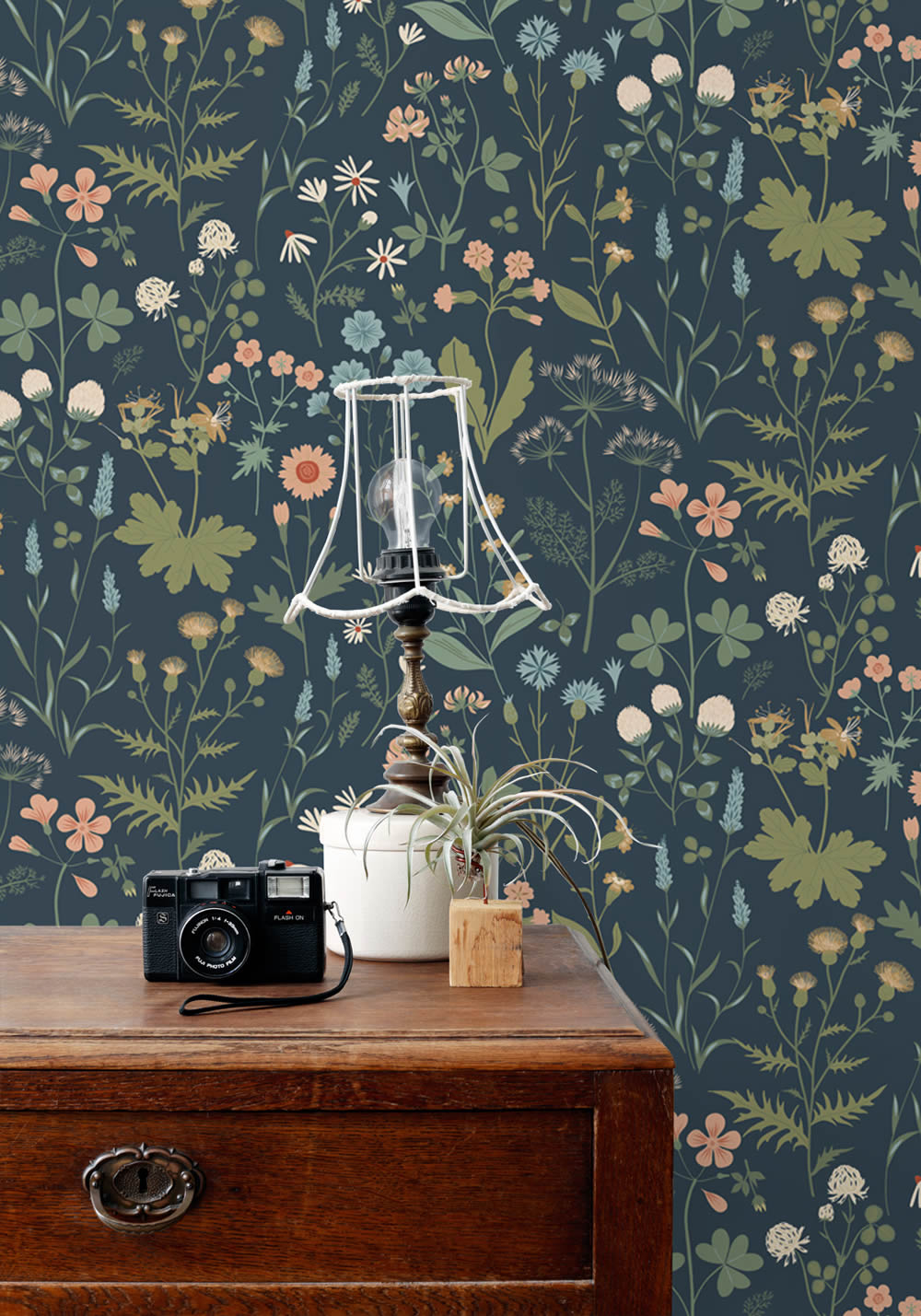 Non-woven wallpaper scandi natural wildflowers grey 139698