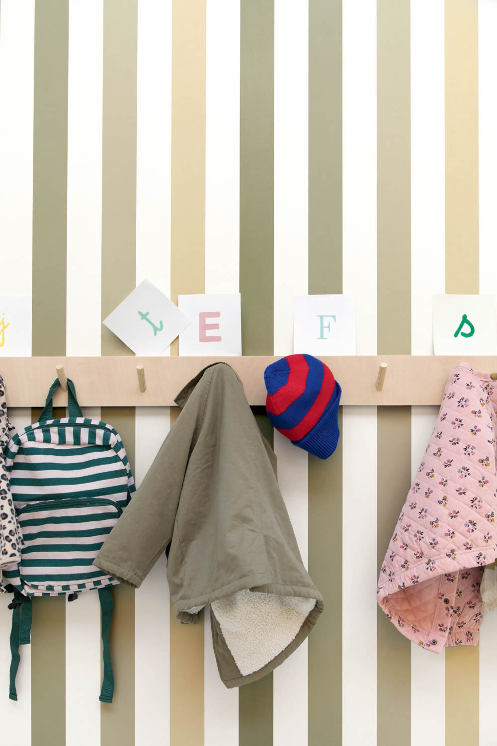 Grün und weiße Tapete Muster Caselio - Autour du Monde Texdecor ADM103587370