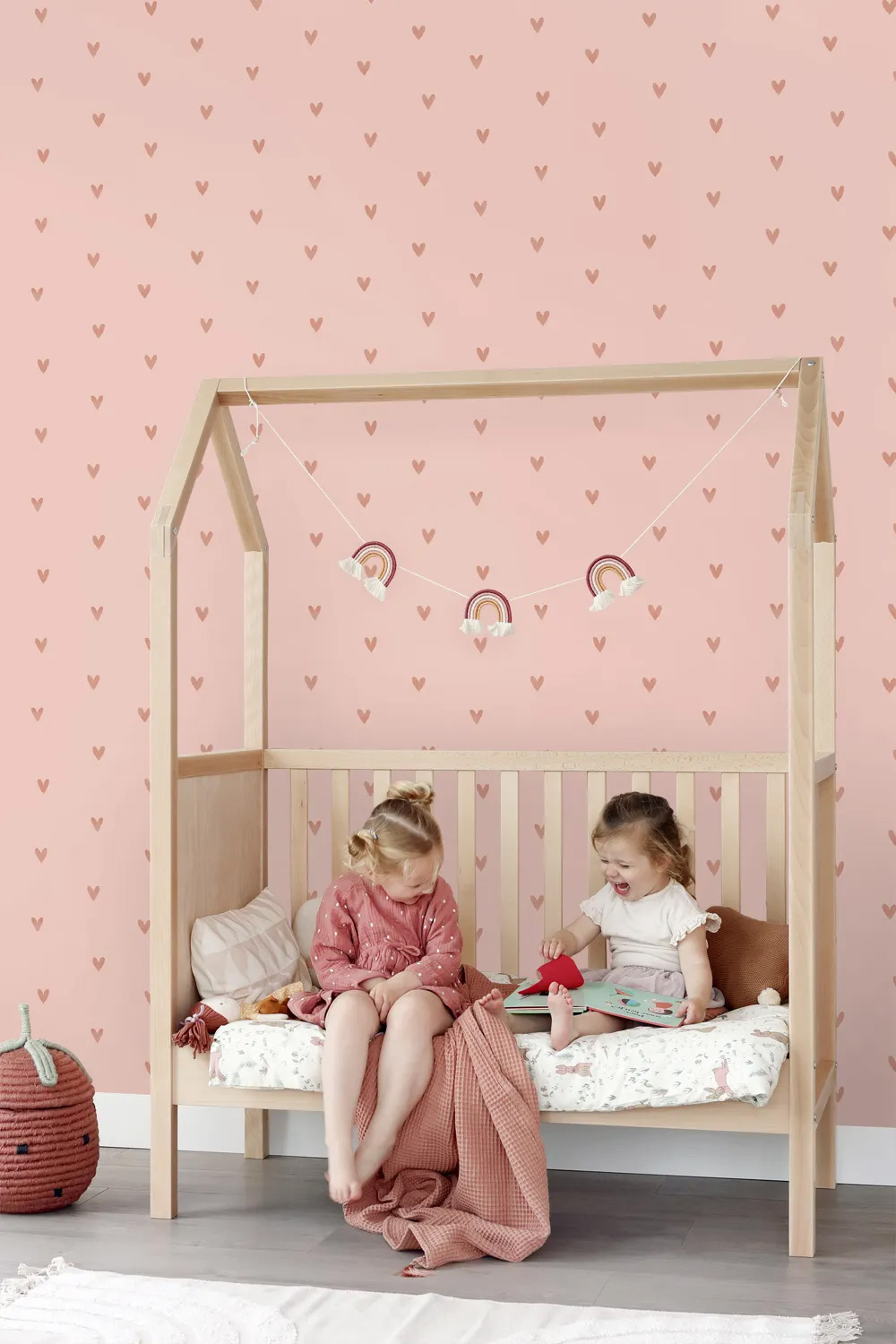 Herzmotiv-Tapete Mädchen-Vliestapete POM POM PIE rosa
