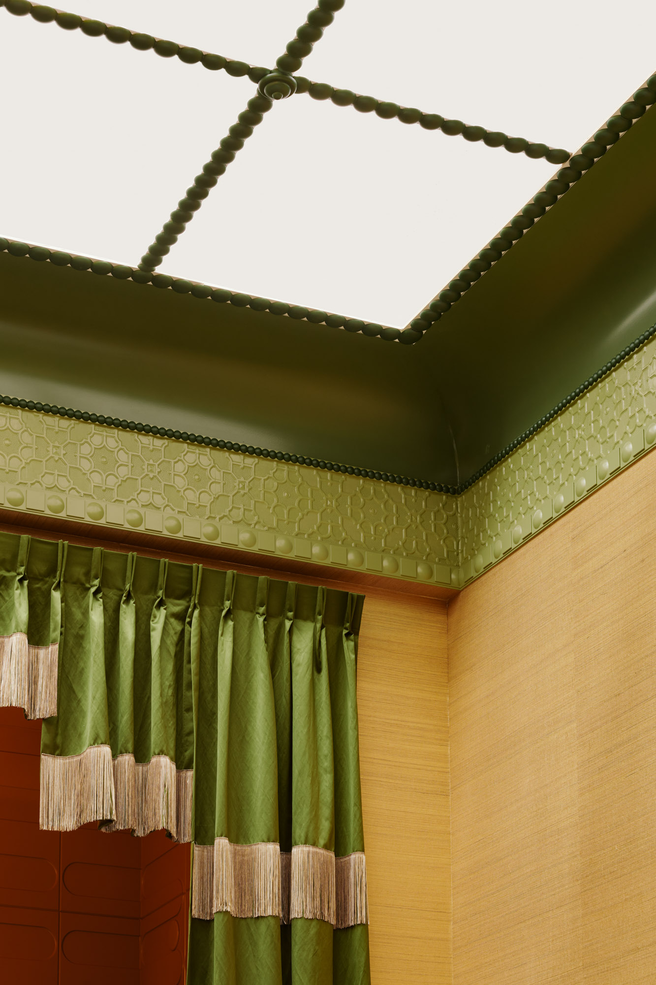 Wall moulding with rounded shapes, Art Deco P9905 Orac cornice moulding