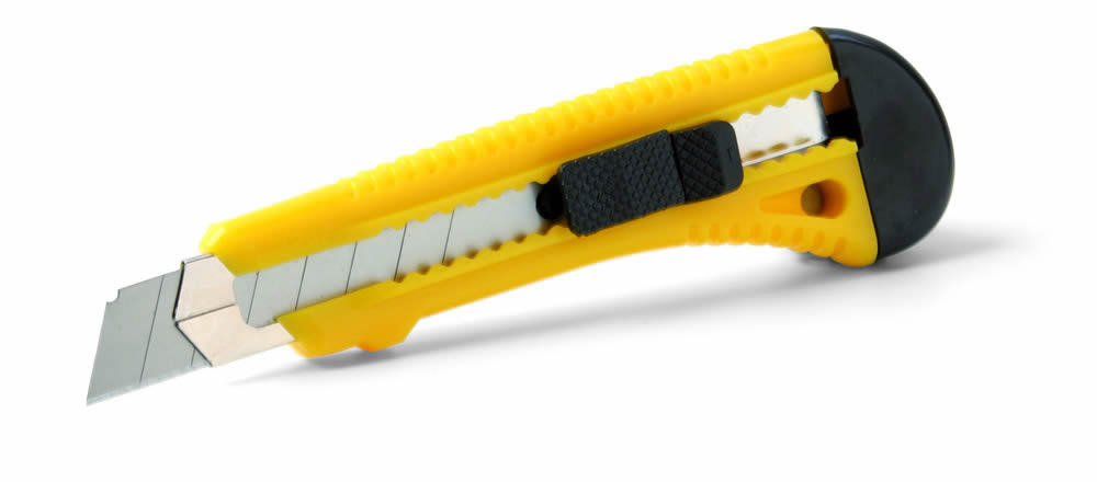 Schuller Cuttermesser YES 18 mm mit Metallklingenführung