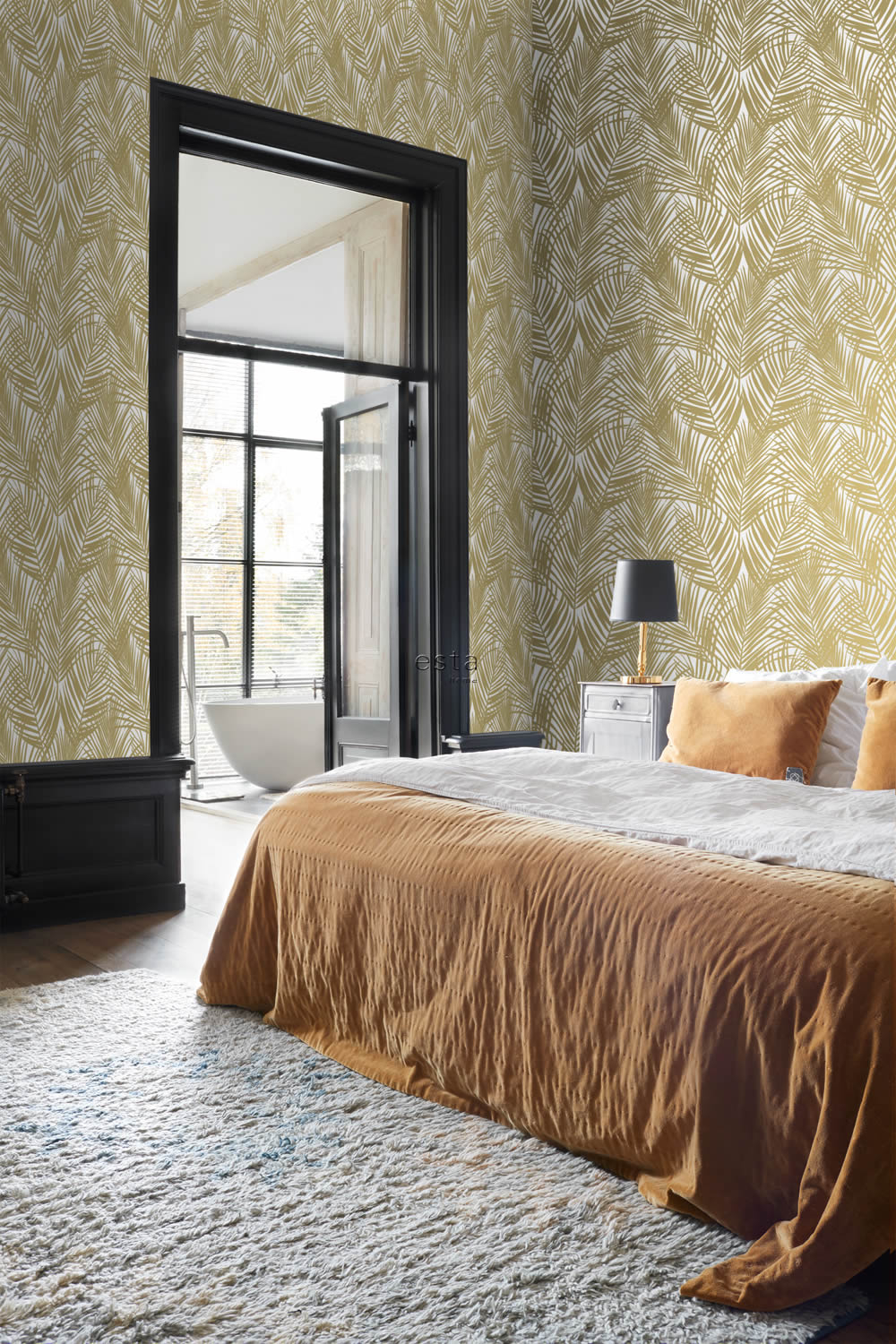 Non-woven wallpaper with golden leaves and fern pattern white 139301