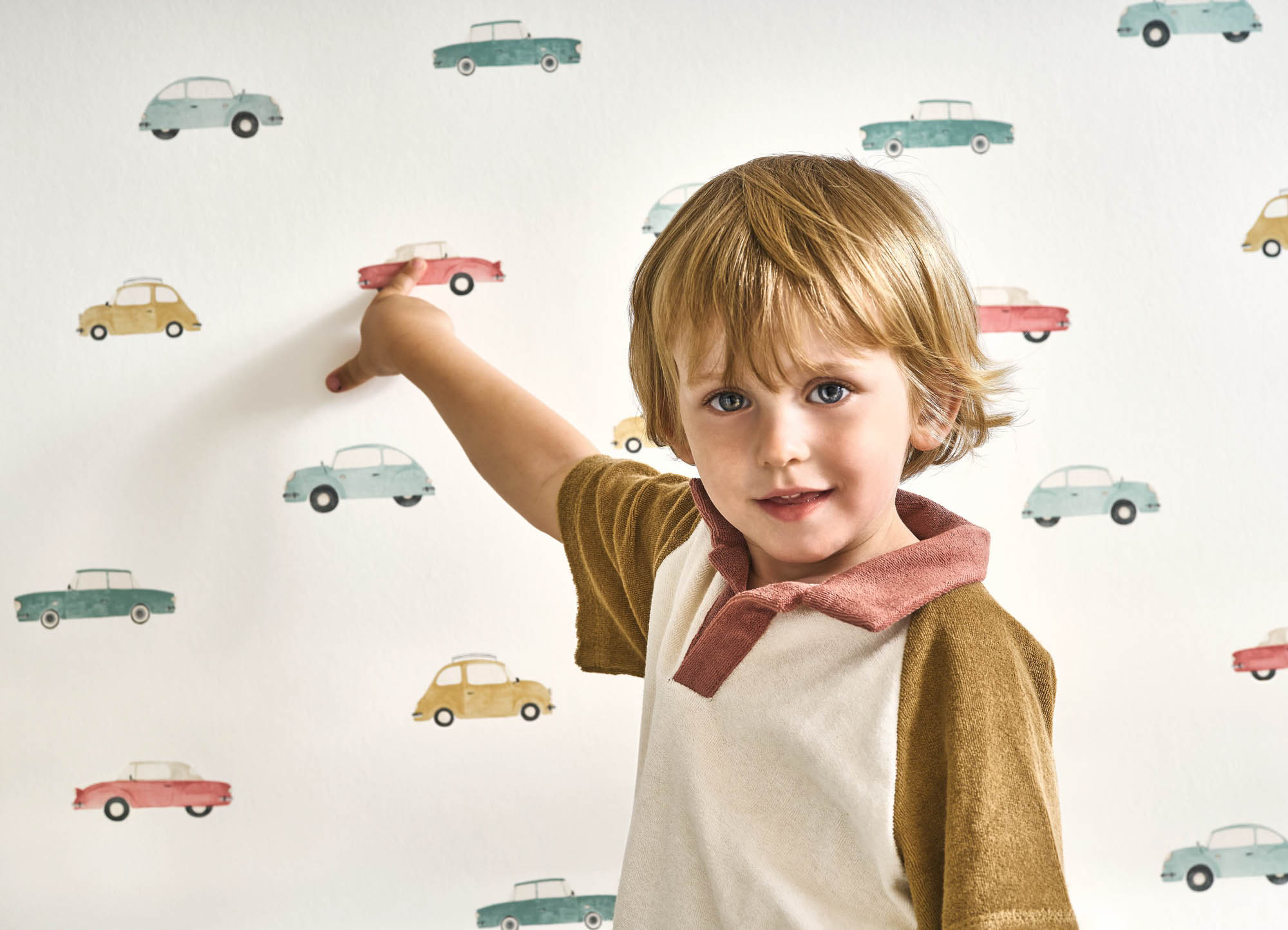 Tapete Vliestapete alte bunte Autos weiß OUTT202886808