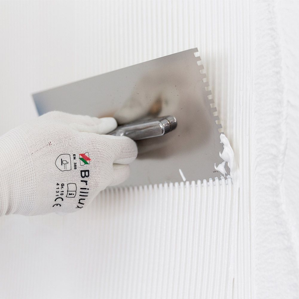 Zu den Glaetten und Spachtel Werkzeugen