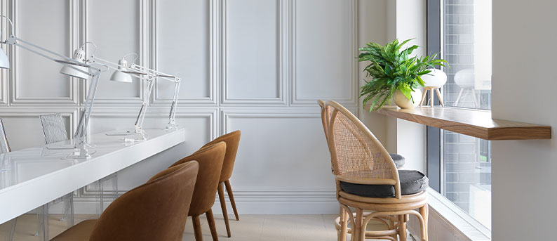 Modern interior design with Orac Decor corner mouldings Room with white wall panels and elegant corner mouldings