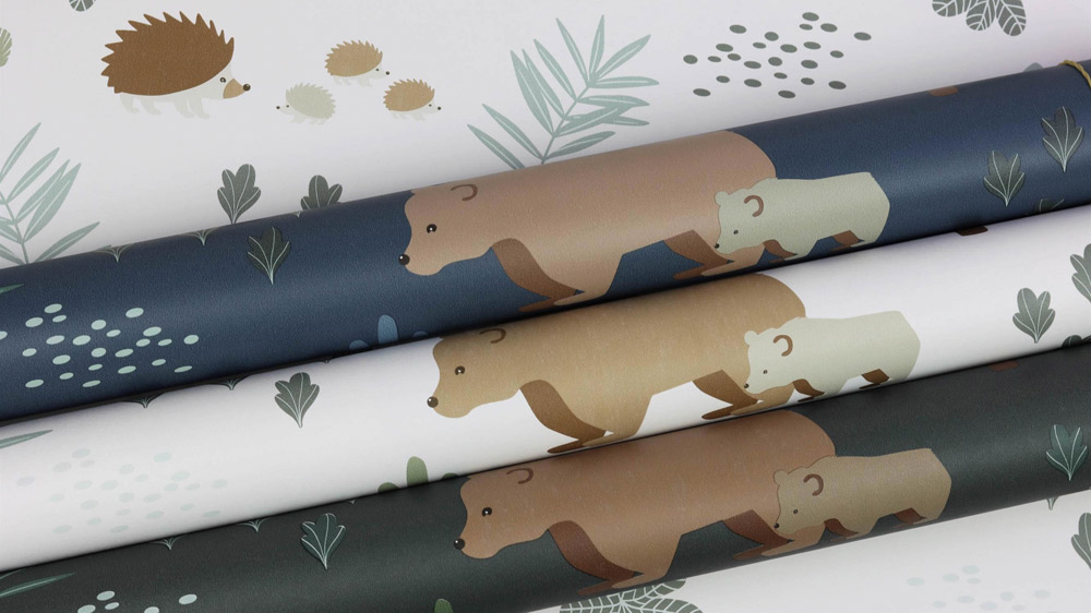 bears and deer white and mint green non-woven wallpaper Woodland Rasch Textil 139247-23-139247.1M