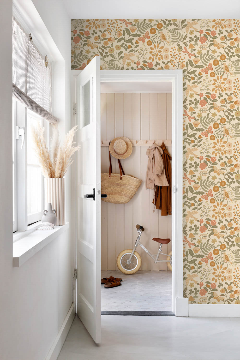 Feldblumen Mustertapete Vlies Skandi Blütenmuster weiß gelb