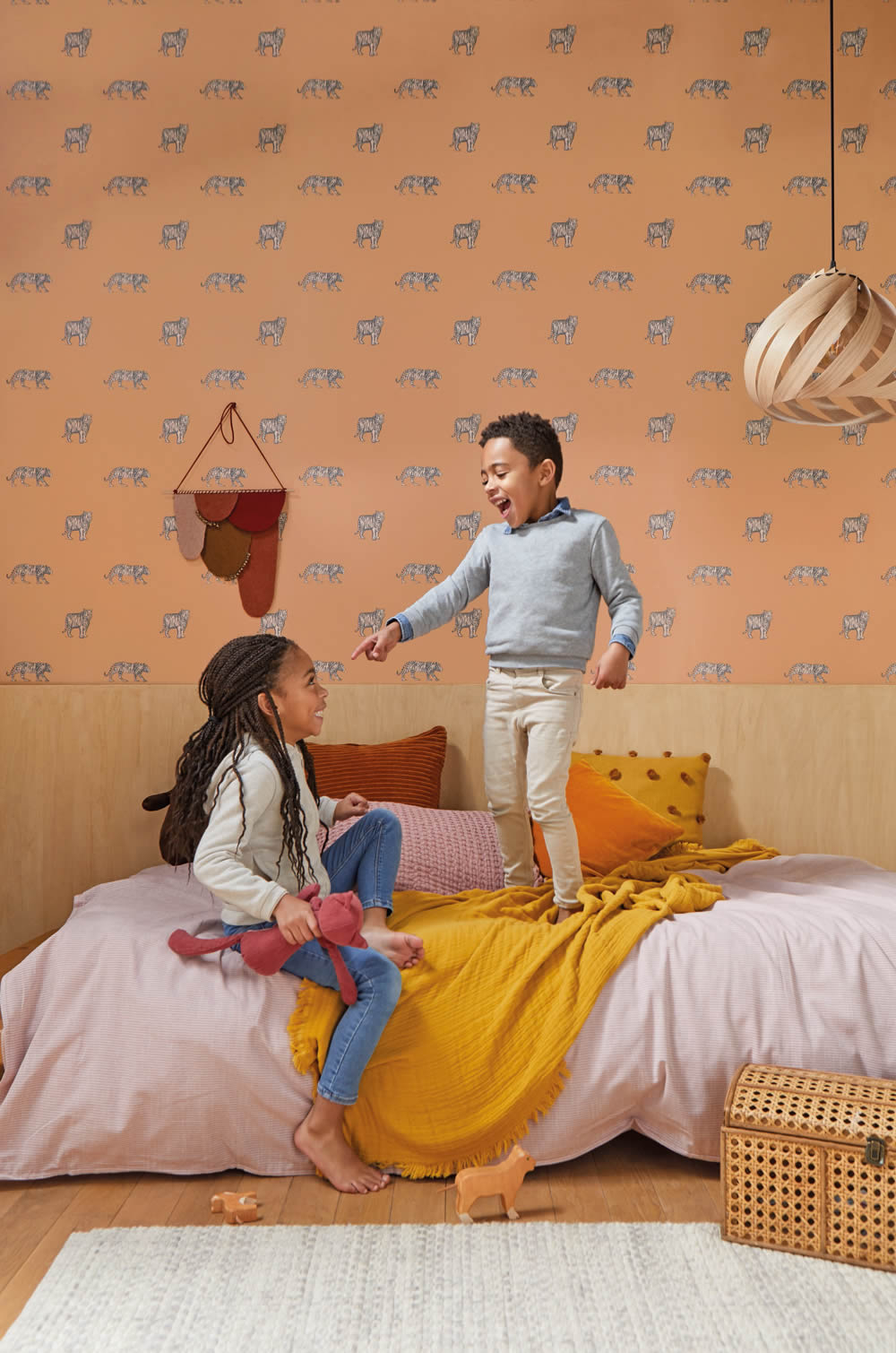 Non-woven wallpaper tiger copper-orange Our Planet 36-OUP101962929-36-OUP101962929.1M