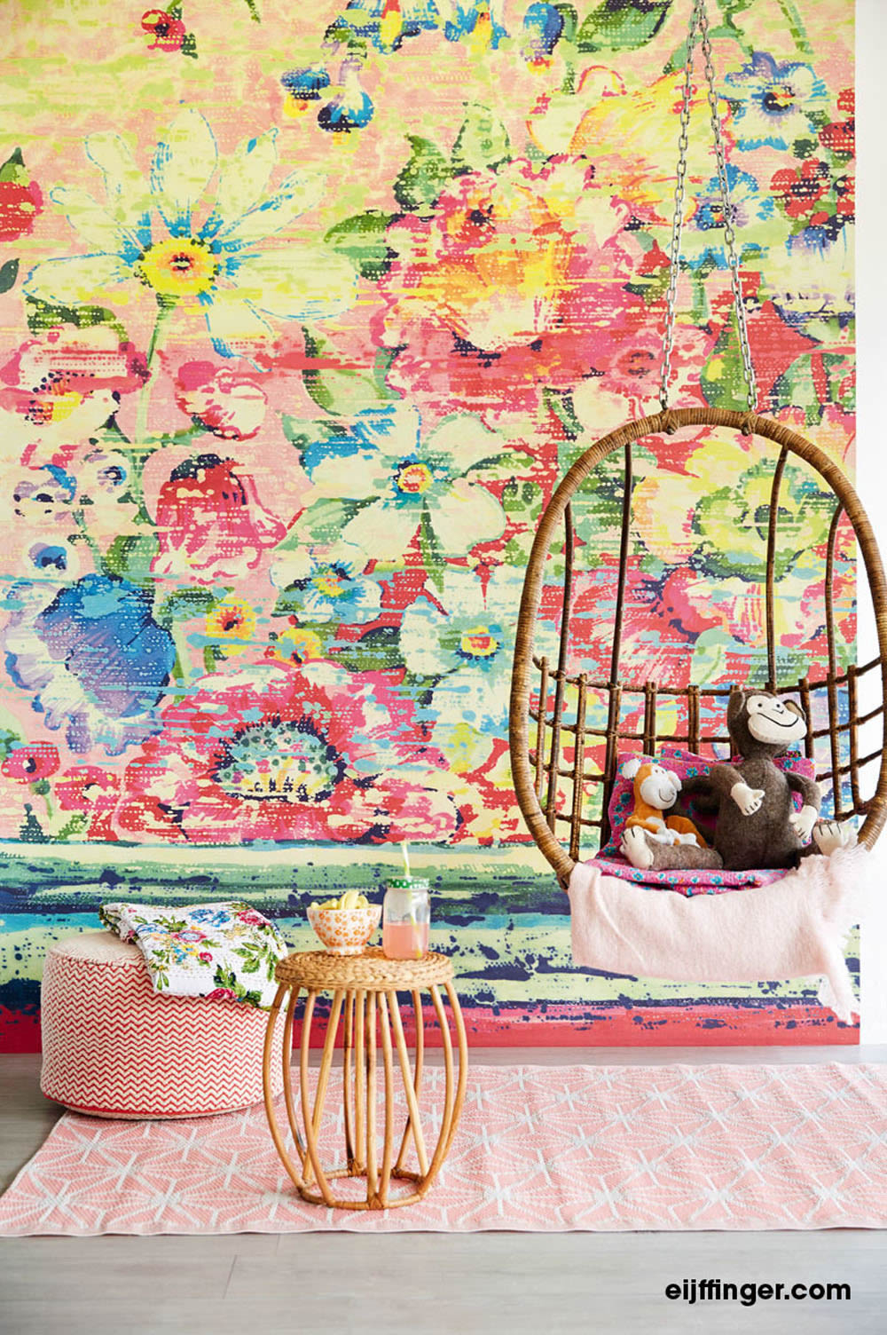 Colorful mural Pink-orange flowers-55-364115