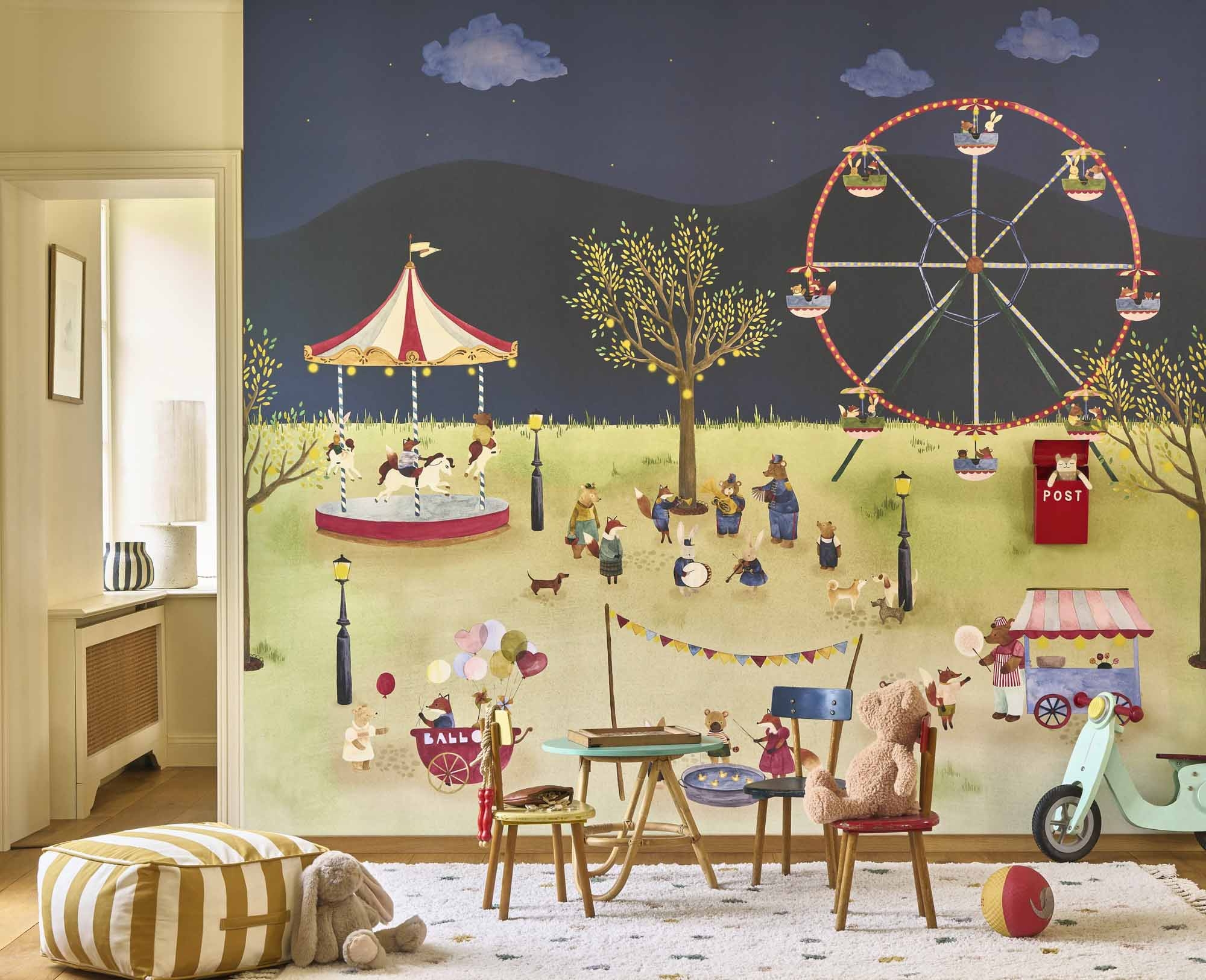 Wandbild Karussels mit Tieren 300 x 250 cm OUTT202996907NW