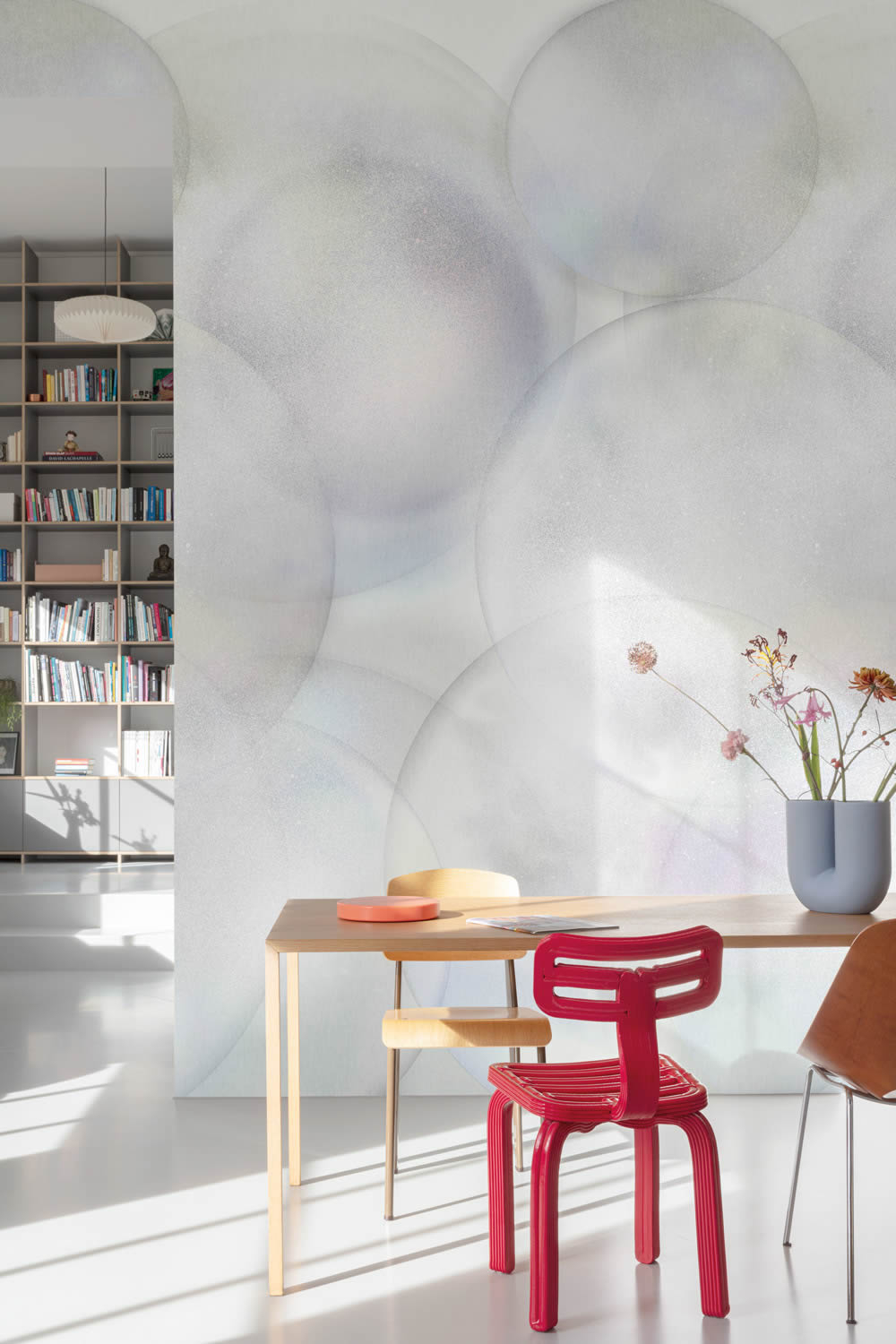 Wandbild 159 x 280 cm Seifenblasen 3 Bahnen pastell grau ML2401