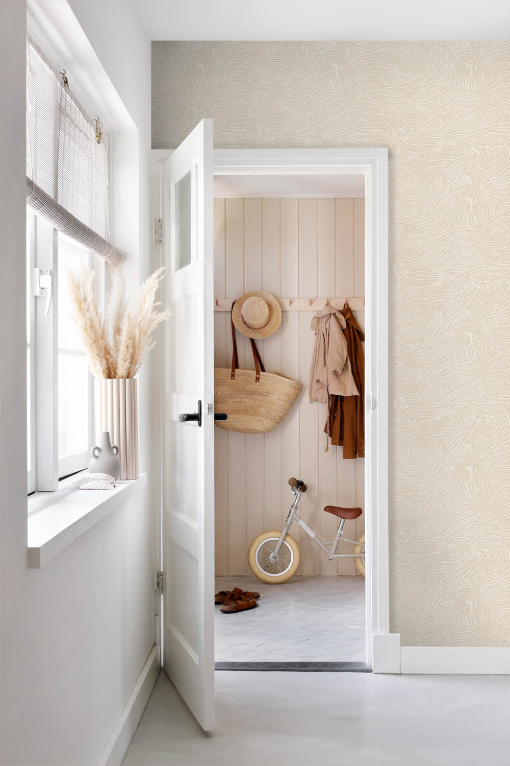 Floral wallpaper non-woven wildflowers brown 139597