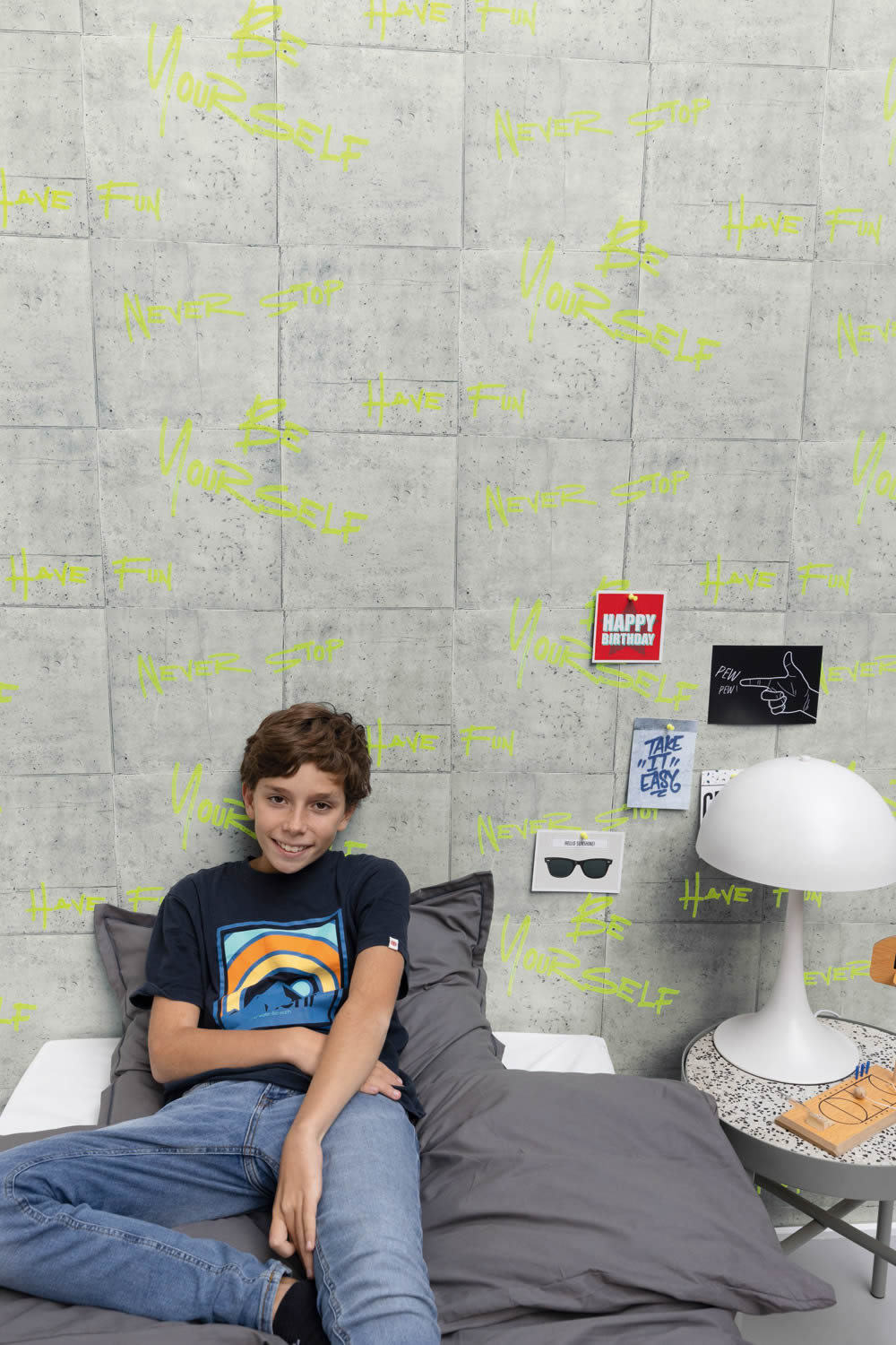 Gray and neon yellow wallpaper graffiti pattern Young and free YNF103319026-36-YNF103319026.1M