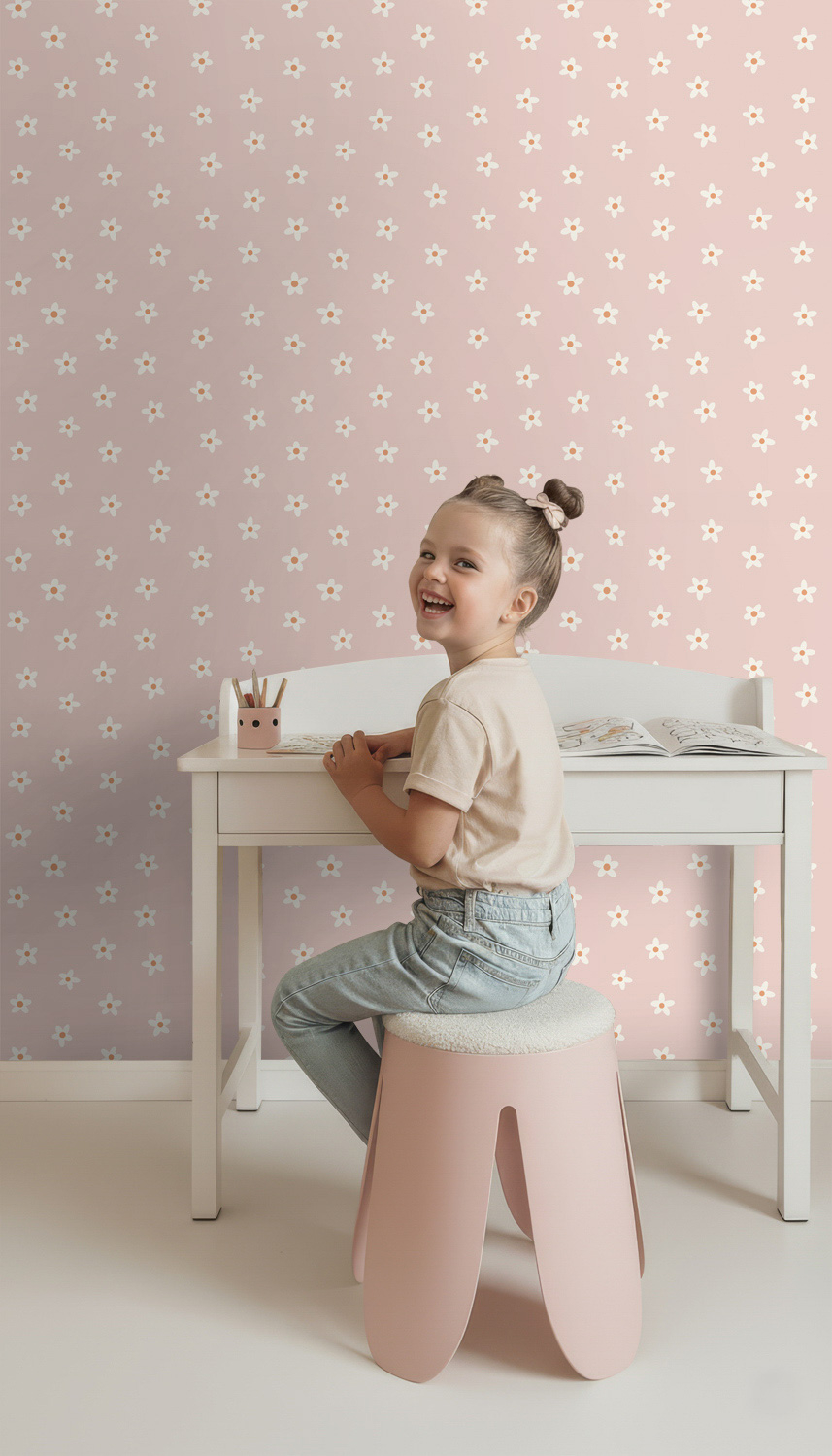Mädchenzimmer Blumentapete kleine süße Gänseblümchen rosa