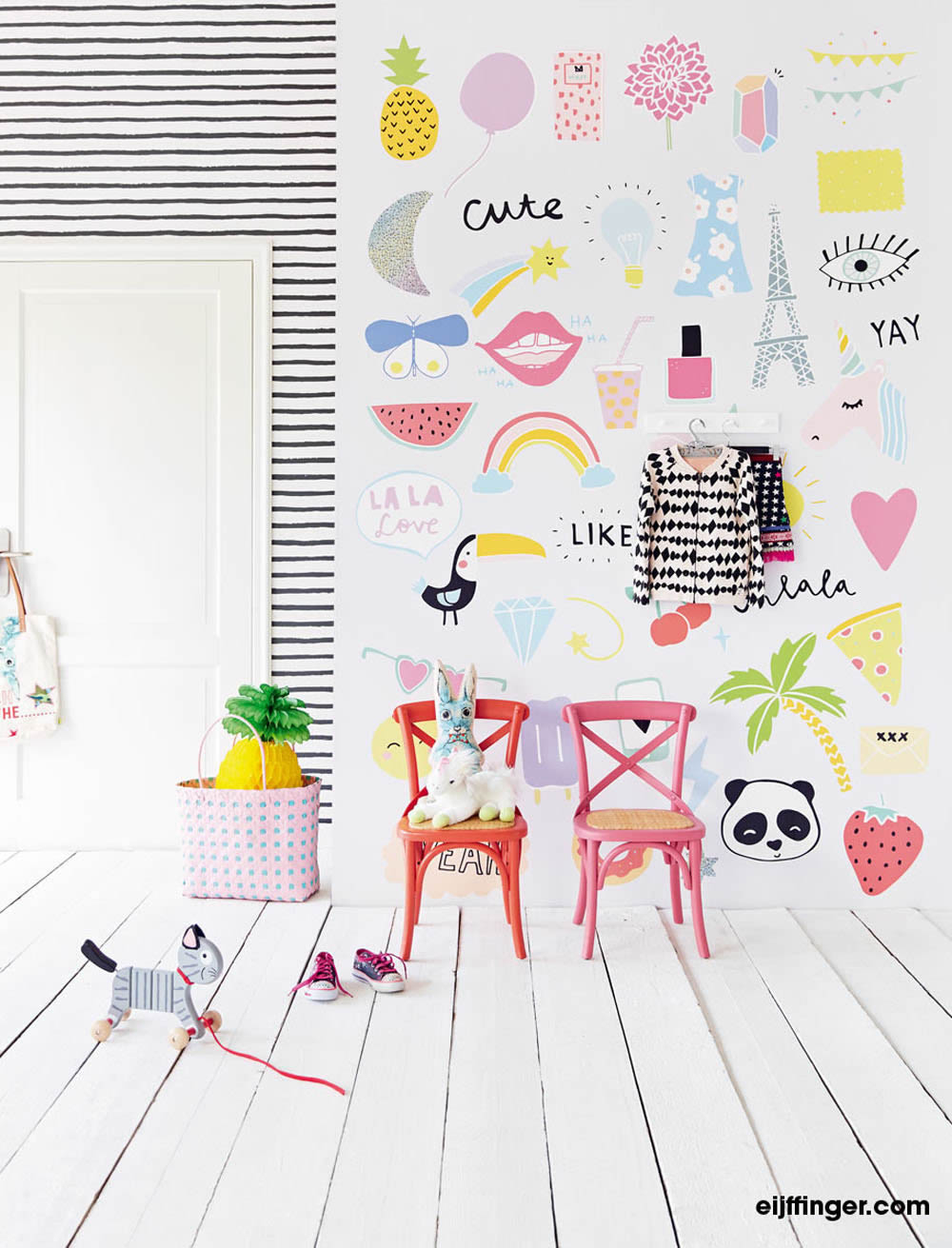 non-woven light purple girl mural-55-364112