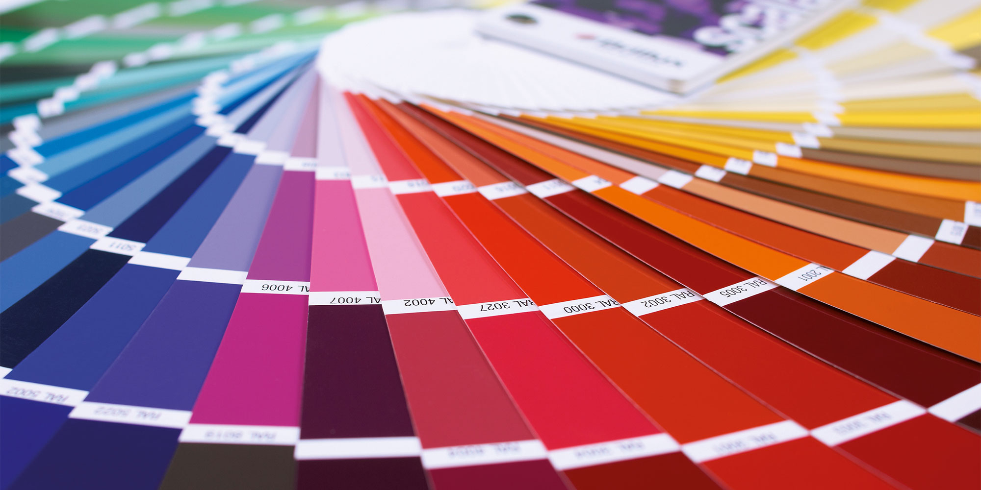 Zu den Farben und Lacken die im Wunschfarbton gemischt werden können